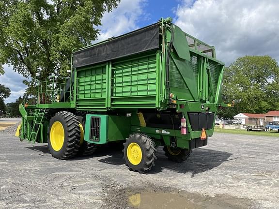 Image of John Deere 9976 equipment image 3