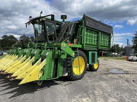 Image of John Deere 9976 Primary image