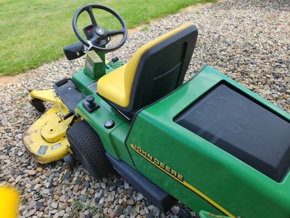 John Deere F525 ET F725