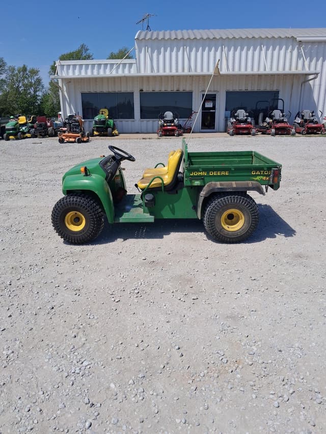 Image of John Deere Gator equipment image 4