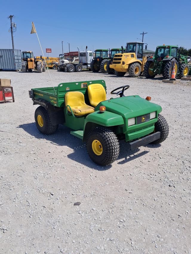 Image of John Deere Gator equipment image 1