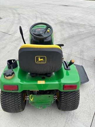 Image of John Deere GT235 equipment image 4
