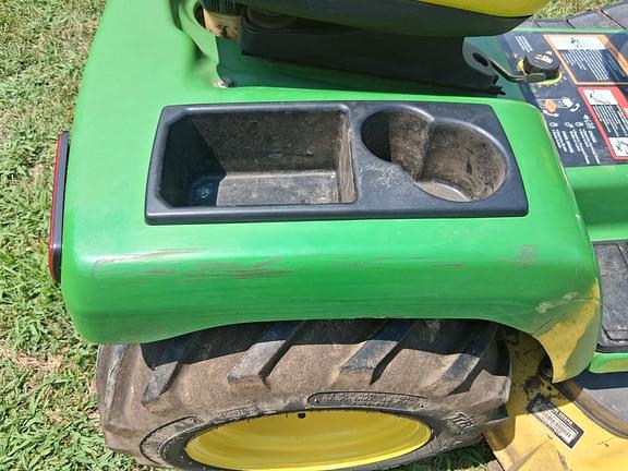 Image of John Deere GX335 equipment image 4