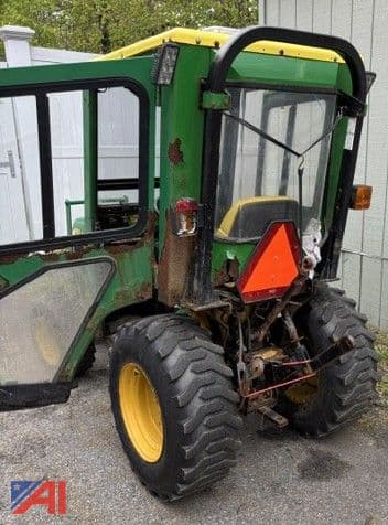 Image of John Deere 4100 equipment image 1