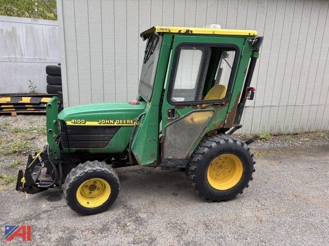 Image of John Deere 4100 Primary image