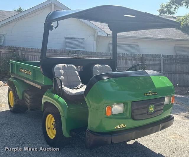 Image of John Deere Pro Gator equipment image 2