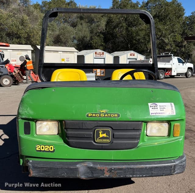 Image of John Deere Pro Gator equipment image 1