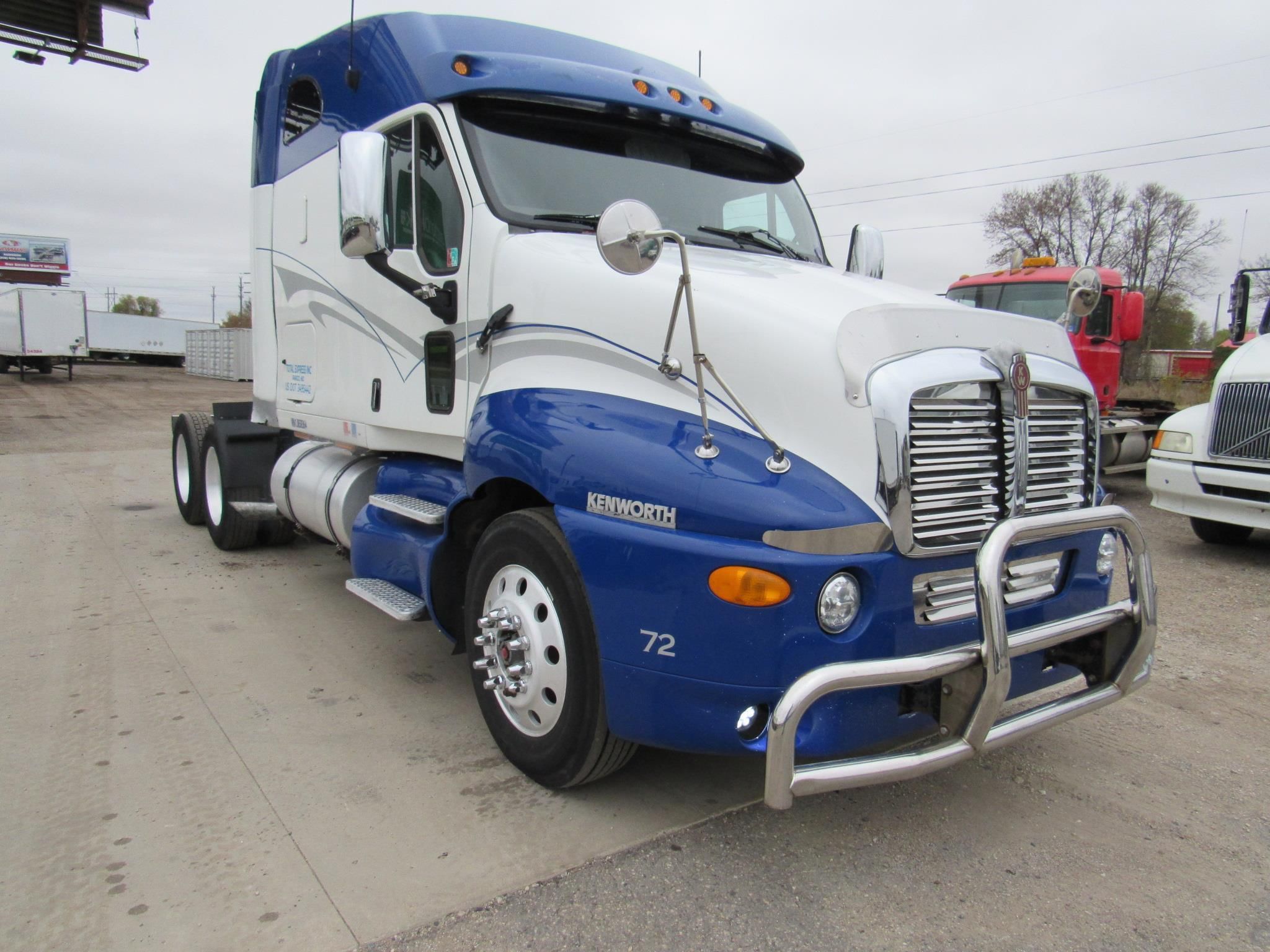 Main image Kenworth T2000