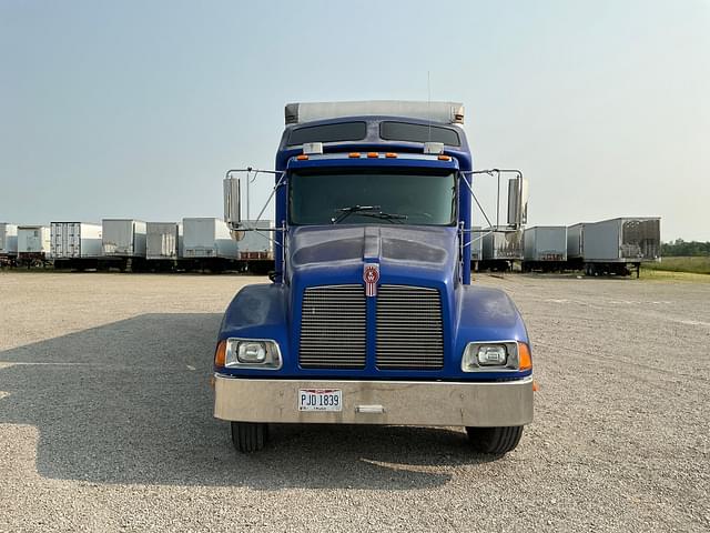 Image of Kenworth T300 equipment image 1