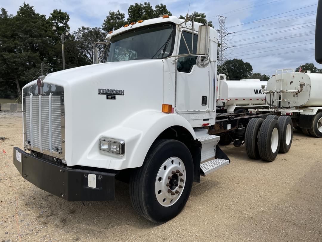 Image of Kenworth T800 Primary image