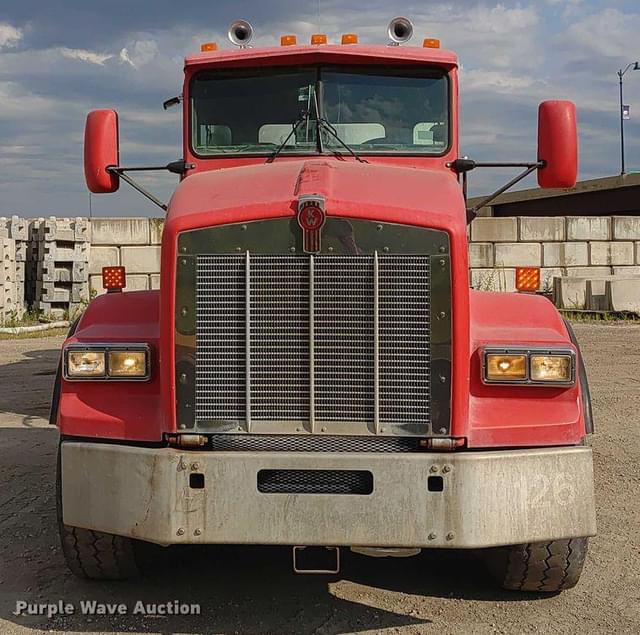 Image of Kenworth T800 equipment image 1