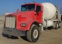2001 Kenworth T800 Image