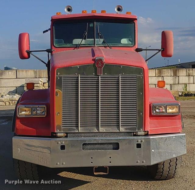 Image of Kenworth T800 equipment image 1