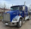 2001 Kenworth T800 Image