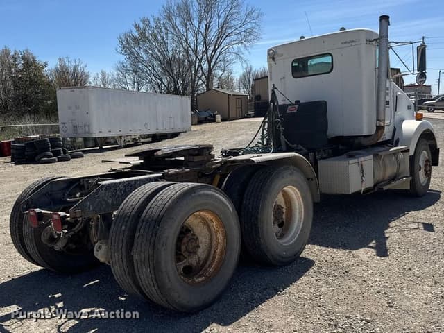 Image of Kenworth T800 equipment image 4