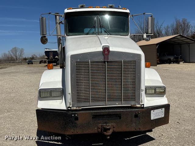 Image of Kenworth T800 equipment image 1