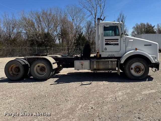 Image of Kenworth T800 equipment image 3