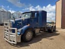 2001 Kenworth T800 Image
