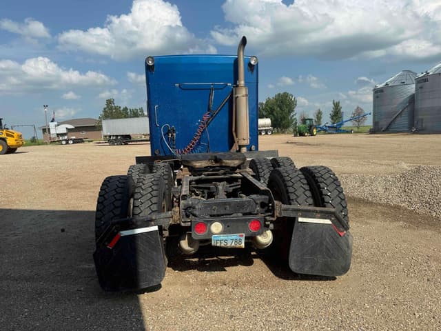 Image of Kenworth T800 equipment image 3