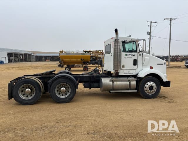 Image of Kenworth T800B equipment image 4
