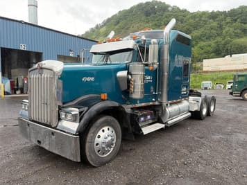 Main image Kenworth W900