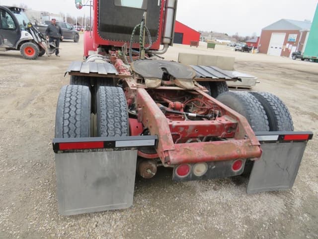 Image of Kenworth W900 equipment image 3