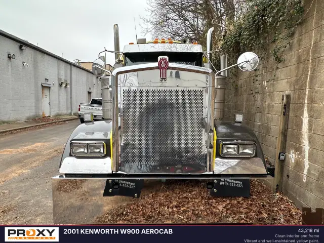 Image of Kenworth W900 equipment image 2