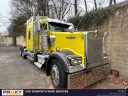 2001 Kenworth W900 Image
