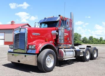 Main image Kenworth W900