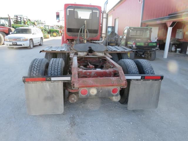 Image of Kenworth W900 equipment image 4