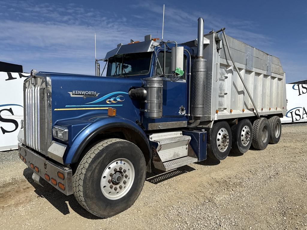 Image of Kenworth W900 Primary image