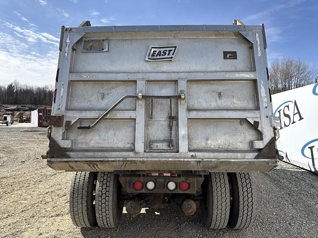 Image of Kenworth W900 equipment image 3