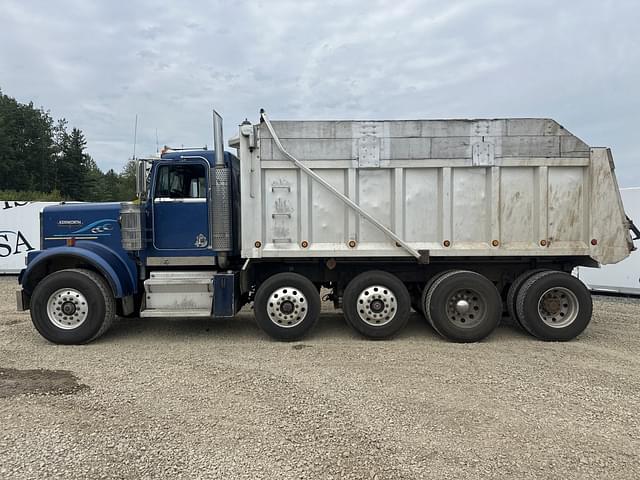 Image of Kenworth W900 equipment image 1