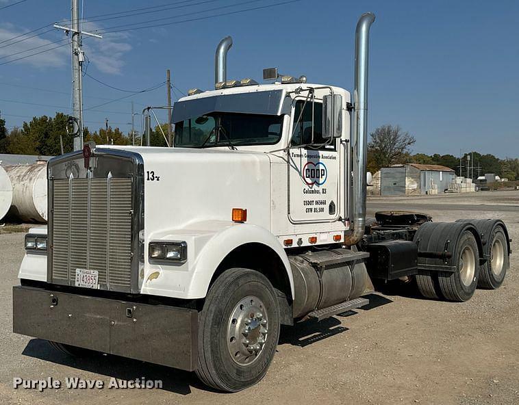 Image of Kenworth W900 Primary image