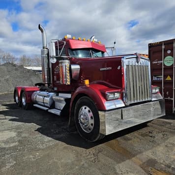 Main image Kenworth W900