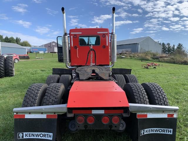 Image of Kenworth W900L equipment image 3