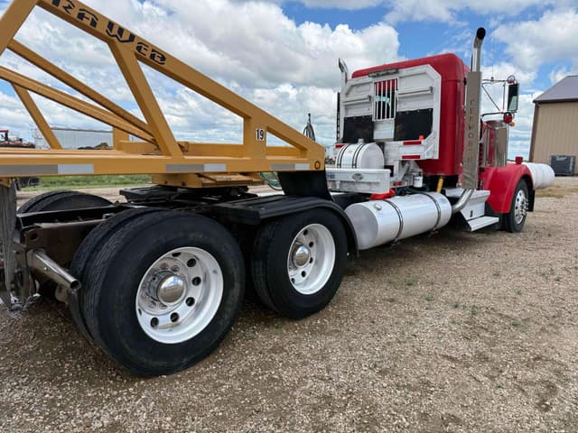 Image of Kenworth W900L equipment image 2