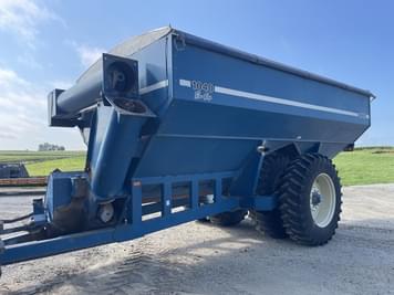 Main image Kinze 1040