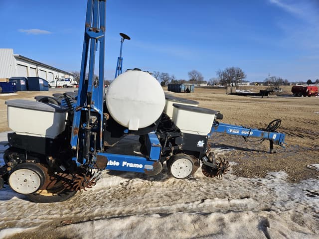 Image of Kinze 3000 equipment image 3