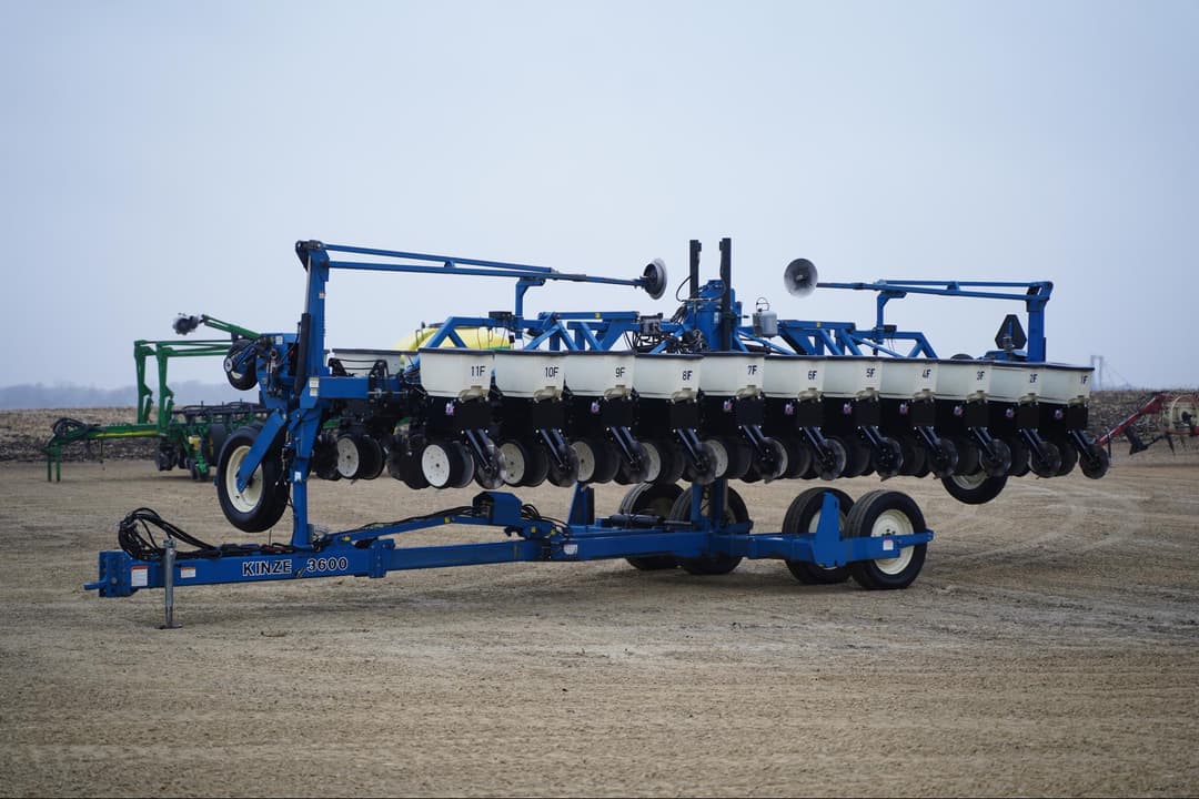 Image of Kinze 3600 Primary image