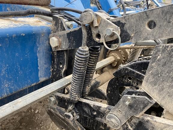 Image of Kinze 3600 equipment image 3