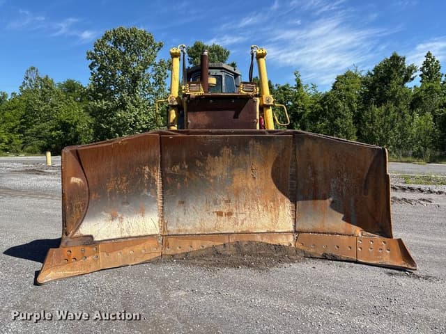 Image of Komatsu D155AX equipment image 1