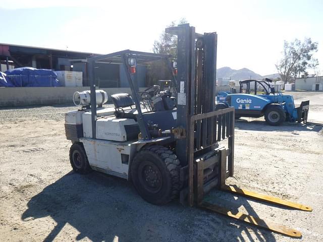 Image of Komatsu FG40T-5 equipment image 1