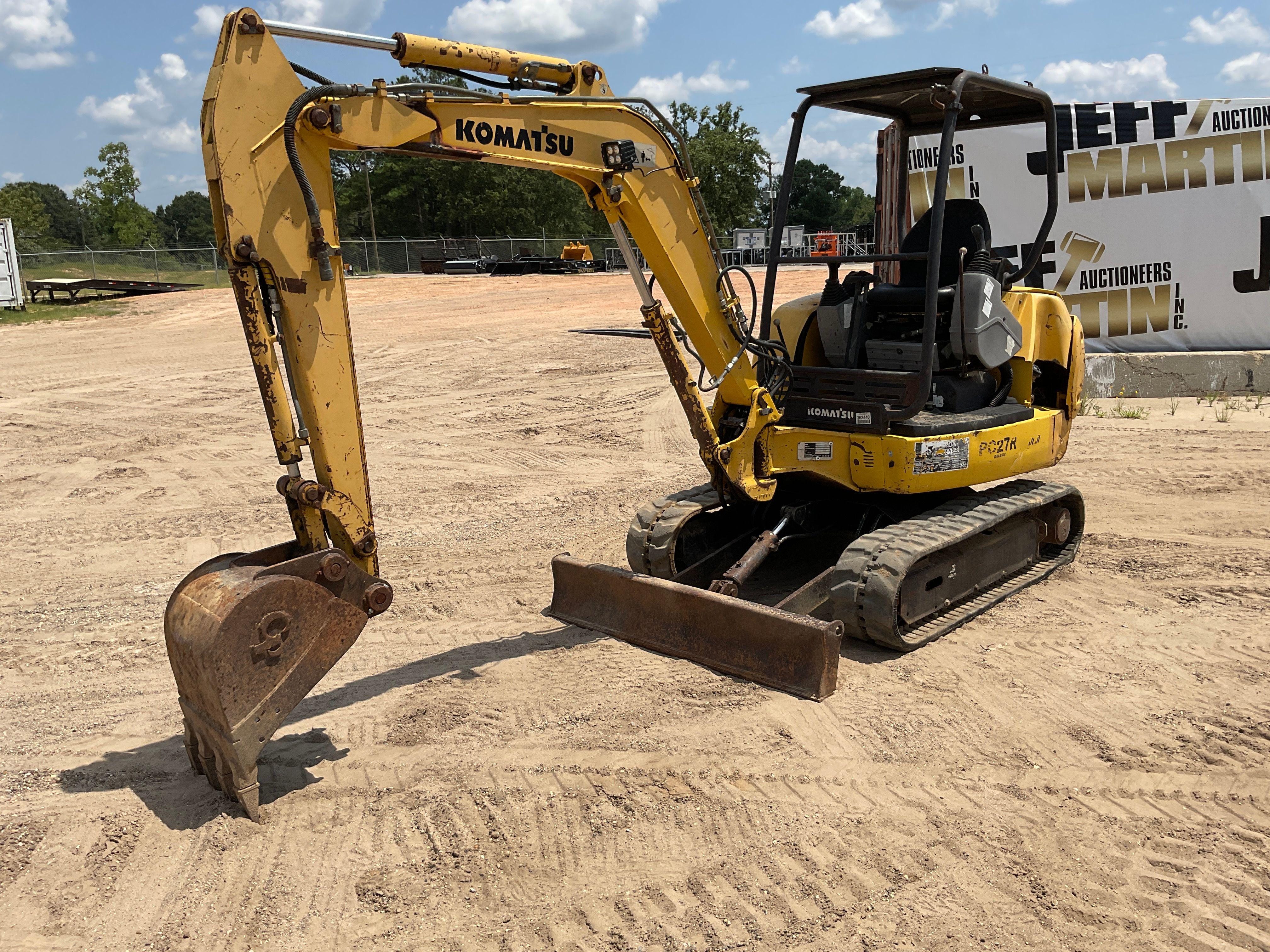 Main image Komatsu PC27R-8