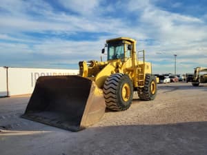 2001 Komatsu WA500-3 Image