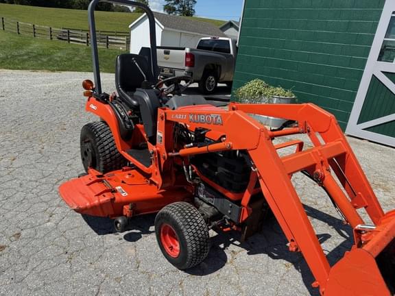 Image of Kubota BX2200D equipment image 2