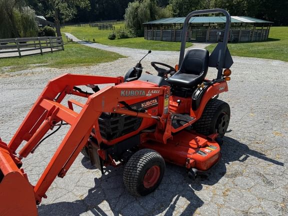 Main image Kubota BX2200D