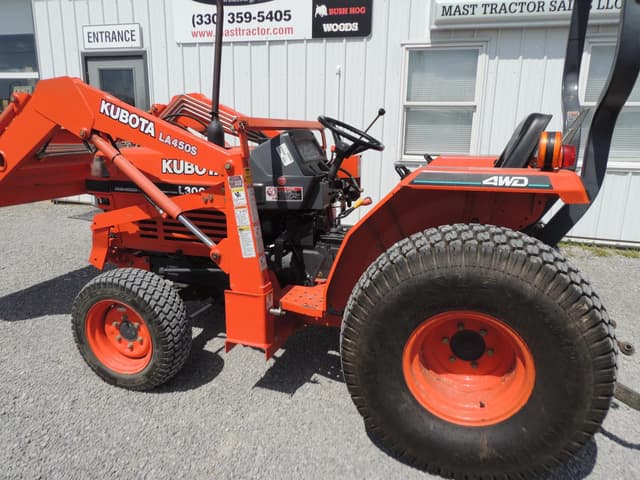 Image of Kubota L3000DT equipment image 1