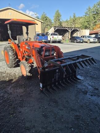 Image of Kubota L3010 Image 0