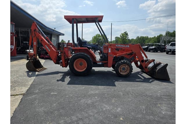 Image of Kubota L35 equipment image 3